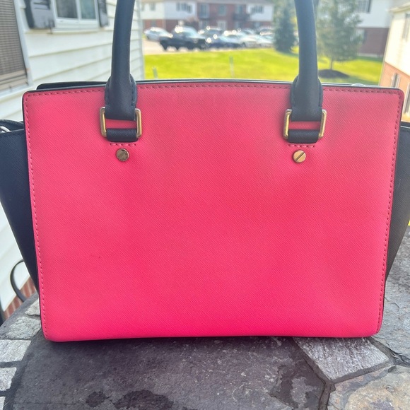 Michael Kors Purse - Picture 3 of 6